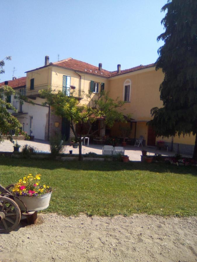 B & B Abbadia Monesiglio Exterior photo
